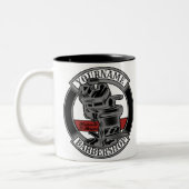 レトロパーソナライズされたバーバーショップ理容師チェアサロン ツートーンマグカップ (左)