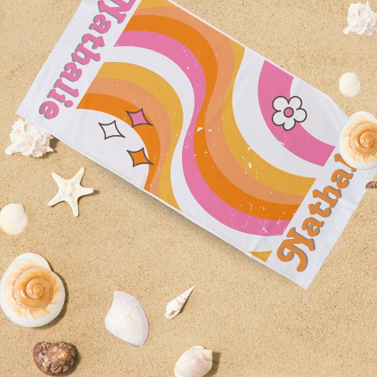 レトロパーソナライズされたビーチタオル名 – カスタム ビーチタオル