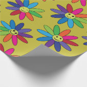 レトロヒッピーカラフル笑顔の花のパターン ラッピングペーパー (角)