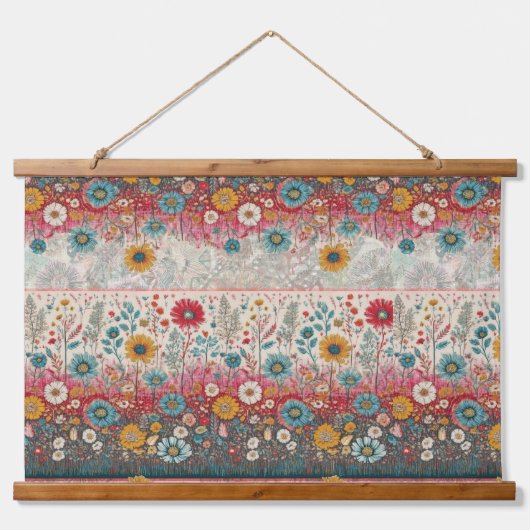 レトロヒッピー:レッドフラワーガーデン 吊り下げ型タペストリー (正面)