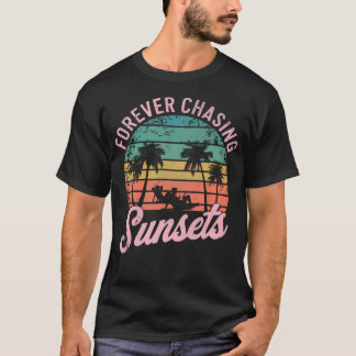 レトロビーチの夏 永遠に続く夕日 Tシャツ