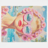 レトロビーチガールとフローラサングラス フリースブランケット (正面(横))