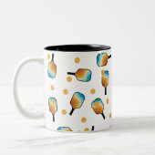 レトロピックボールパドル&ボールパターン ツートーンマグカップ (左)