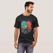 • レトロピックルボール スマッシュモード パドル グラフィック Tシャツ (正面フル)