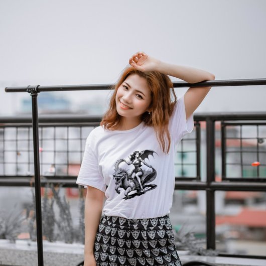 レトロピンアップドラゴンティー! Tシャツ