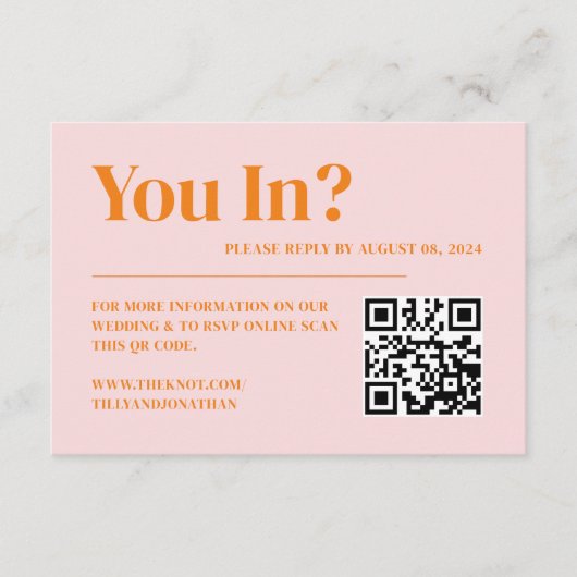 レトロピンクとオレンジの結婚式RSVP QRコード エンクロージャーカード (正面)