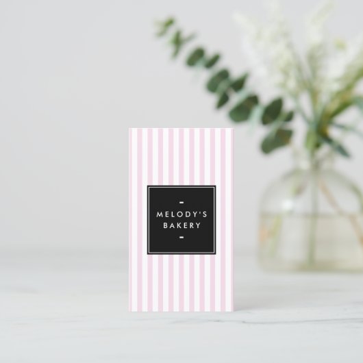 レトロピンクと白のストライプベーカリーソーシャルメディア 名刺 (スタンド正面)
