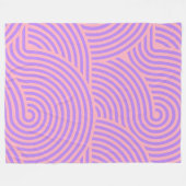 レトロピンクと紫のGroovy線パターン フリースブランケット (正面(横))