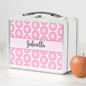 レトロピンクドットスクリプト名タイポグラフィ装飾用クッション メタルランチボックス (インサイチュ)