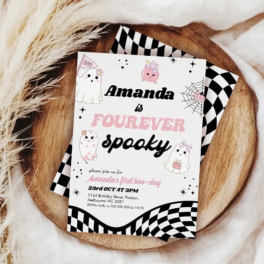 レトロピンクブラック不気味フーバー4歳の誕生日 招待状
