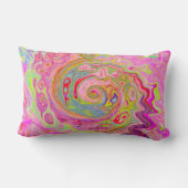 レトロピンク、イエロー、マゼンタの抽象芸術Groovy Art ランバークッション (裏面)