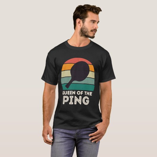 レトロピンポン男性へチャンピオン女王のピン Tシャツ (正面フル)