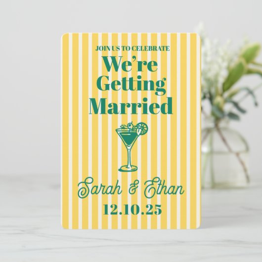 レトロファンキーストライプのグリーンイエロー結婚ズ 招待状 (スタンド正面)