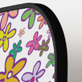 レトロファンキー70のフラワーパワーヒッピー ピックルボールラケット (左詳細)