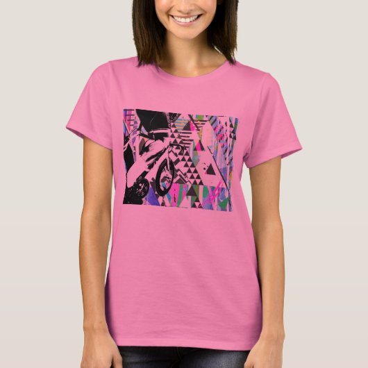 レトロフィックールトの上に火の粉 Tシャツ (正面)