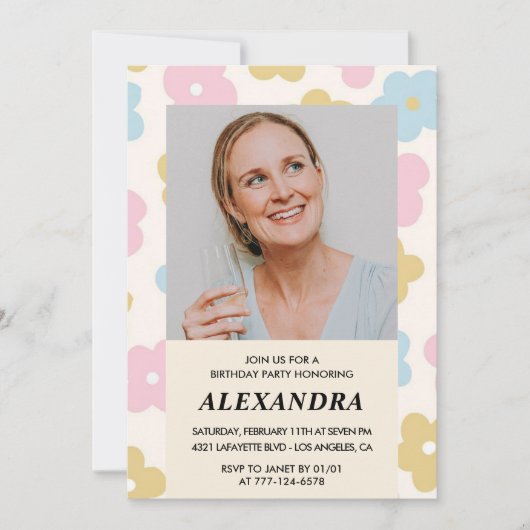 レトロフォトフローラルパターン66歳の誕生日 招待状 (正面)