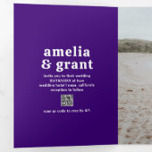 レトロフォントパープルQRコードフォトモダン結婚ズ 三つ折り招待状 (内部最初)