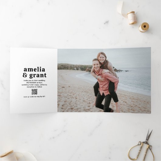 レトロフォント白黒QRコードフォト結婚ズ 三つ折り招待状 (内部)