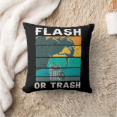 レトロフラッシュまたはゴミおもしろいロック登山マウンテンボー クッション (ブランケット)