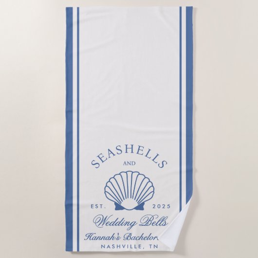 レトロブルーの貝殻とウェディングベルの独身最後の夜  ビーチタオル (正面)