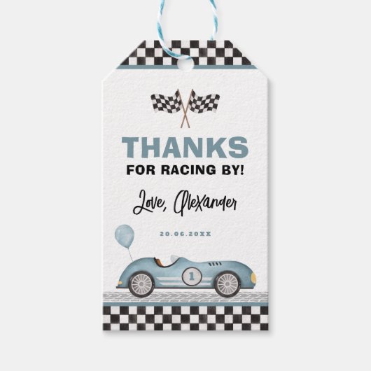 レトロブルーレースカーファーストワンボーイ誕生日の好意 ギフトタグ (正面)