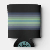 レトロブルー&グリーンサーフボードストライプの 缶クーラー (裏面)