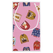 レトロホリデイインアグリーなセータークリスマスパーティー スモールペーパーバッグ (裏面)