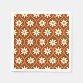 レトロホワイトフラワーオンブラウンヴィンテージオギー スタンダードカクテルナプキン (正面)