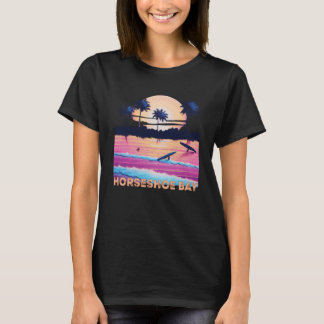 レトロホースシューベイバミューダスーベリーサーフ Tシャツ