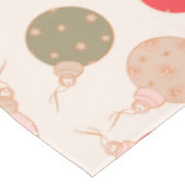 レトロボホクリスマスオーナメントピンクグリーンパターン テーブルクロス (アングル)