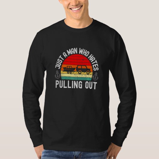 レトロボート男性 船長 引くのが嫌  Tシャツ (正面)