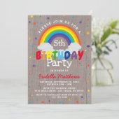 レトロポップな虹のお誕生日おめでとう | カラフル 招待状 (スタンド正面)