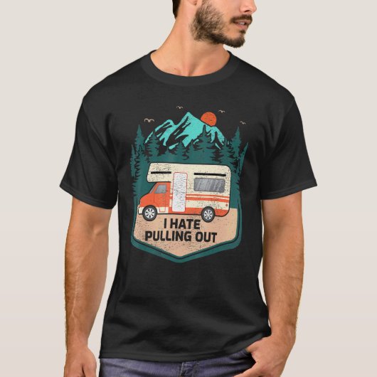 レトロマウンテンRVキャンパーを出すのが嫌 Tシャツ (正面)