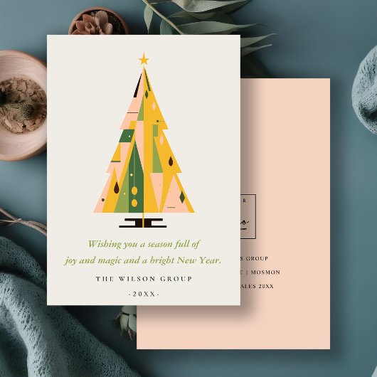 レトロマスタードグリーンクリスマスツリーのビジネスロゴ シーズンカード