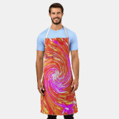 レトロマゼンタと秋の色のフローラの渦巻き エプロン (着用した状態)