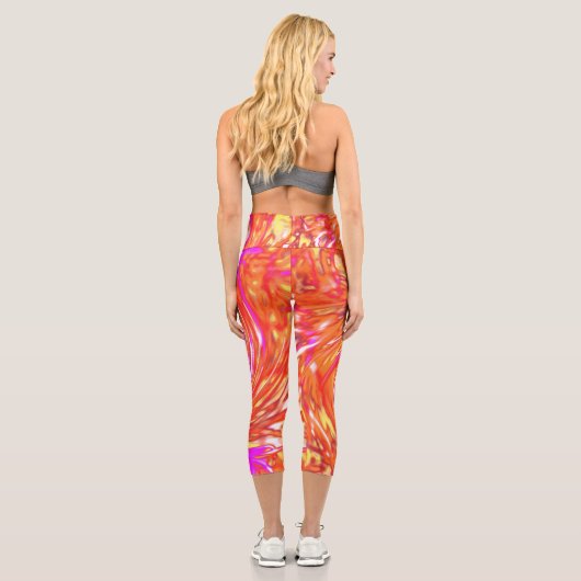 レトロマゼンタと秋の色のフローラの渦巻き カプリレギンス (裏面)