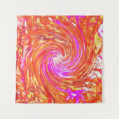 レトロマゼンタと秋の色のフローラの渦巻き タペストリー (正面)