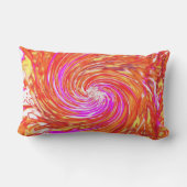 レトロマゼンタと秋の色のフローラの渦巻き ランバークッション (裏面)