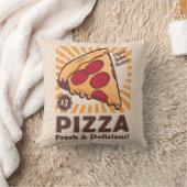 レトロマンケイブヴィンテージフリーおいしいピザ クッション (ブランケット)