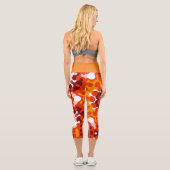 レトロマンダラフラワーオレンジホワイトとイエロー カプリレギンス (裏面)