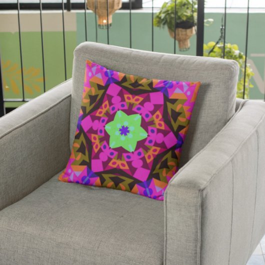 レトロマンダラフラワーピンクとグリーン クッション