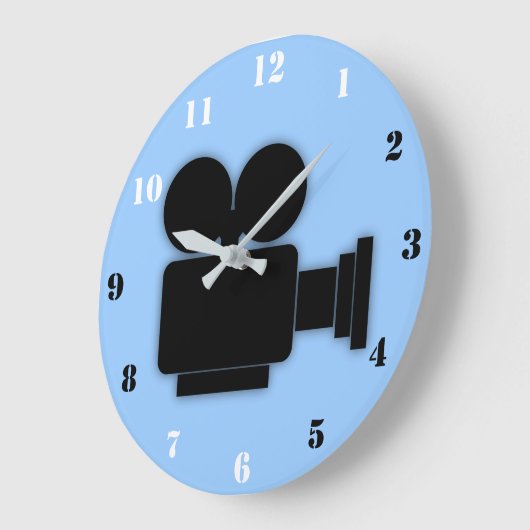 レトロムービー用の白黒番号付きカメラ ラージ壁時計 (傾斜)