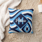 レトロモノグラムの70sネイビーブルーティール（緑がかった色）サイケデリック クッション (ブランケット)