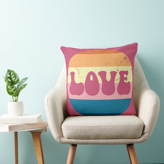 レトロラブタイポグラフィオンヴィンテージサンセットストライプズ クッション (椅子)