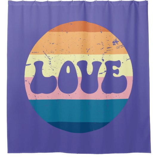 レトロラブタイポグラフィオンヴィンテージサンセットストライプズ シャワーカーテン (正面)