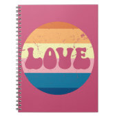 レトロラブタイポグラフィオンヴィンテージサンセットストライプズ ノートブック (正面)