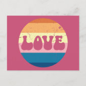 レトロラブタイポグラフィオンヴィンテージサンセットストライプズ ポストカード (正面)