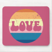 レトロラブタイポグラフィオンヴィンテージサンセットストライプズ マウスパッド (正面)