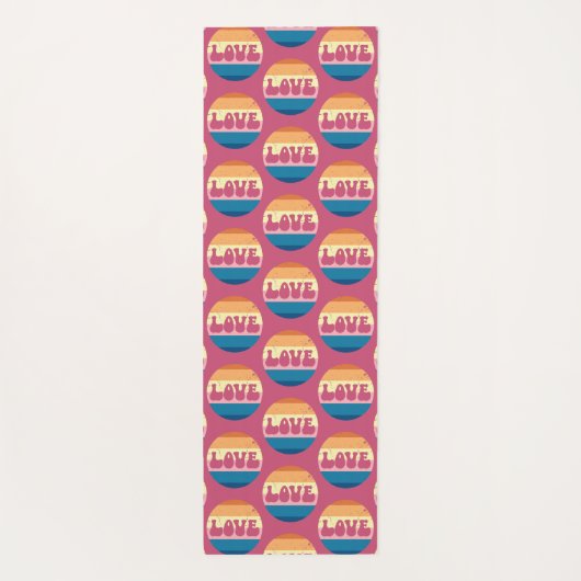 レトロラブタイポグラフィオンヴィンテージサンセットストライプズ ヨガマット (裏面)