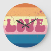 レトロラブタイポグラフィオンヴィンテージサンセットストライプズ ラージ壁時計 (正面)